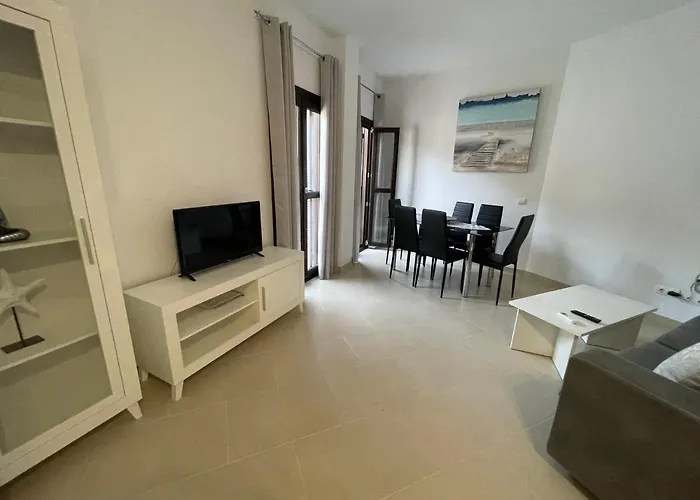 Royal By Croma فندق إِستيبونا