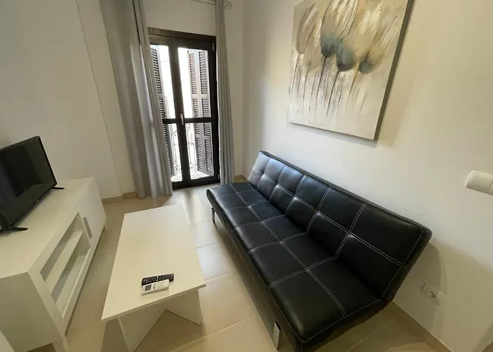 Royal By Croma فندق